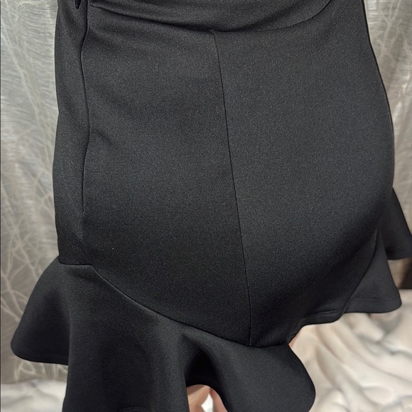 LOVERS + FRIENDS X REVOLVE ETERNAL CUT OUT MINI DRESS XS - Picture 7 of 7